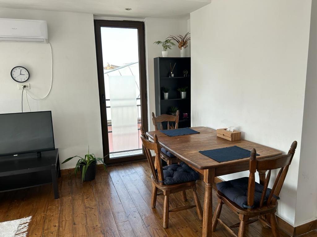 Lovely Apartment In Villa In Bucureşti Exterior foto