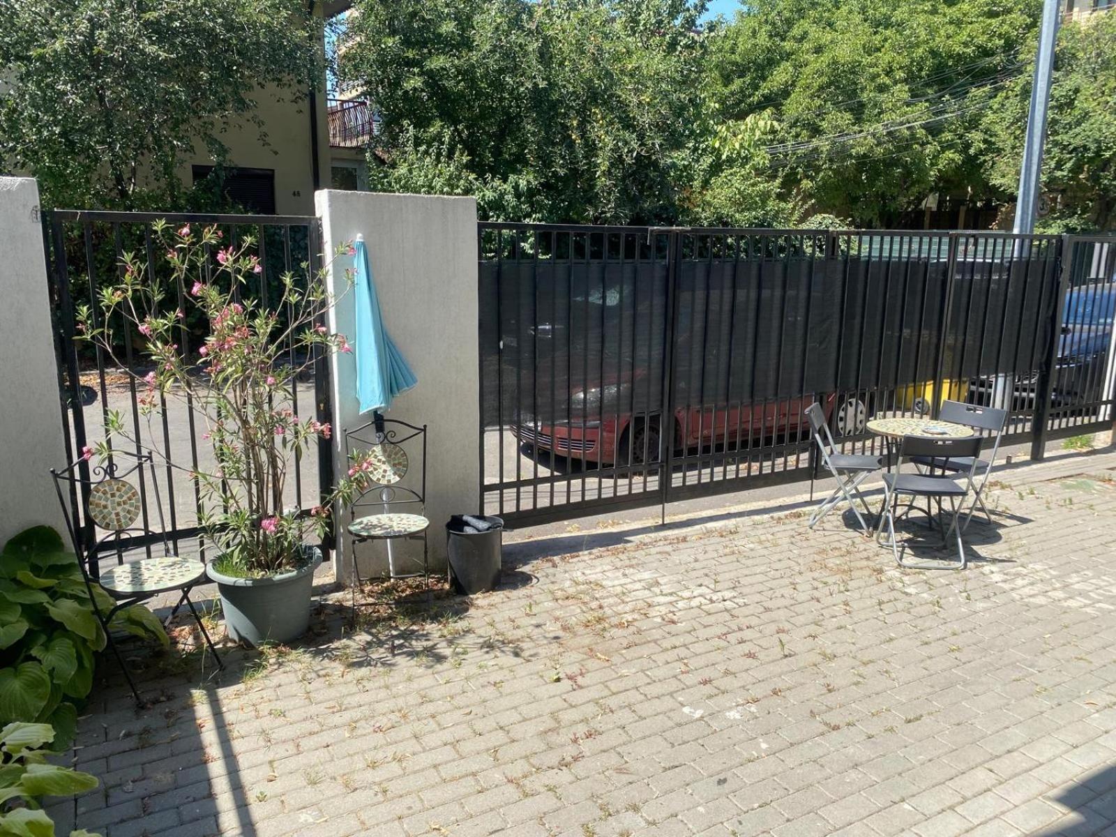 Lovely Apartment In Villa In Bucureşti Exterior foto